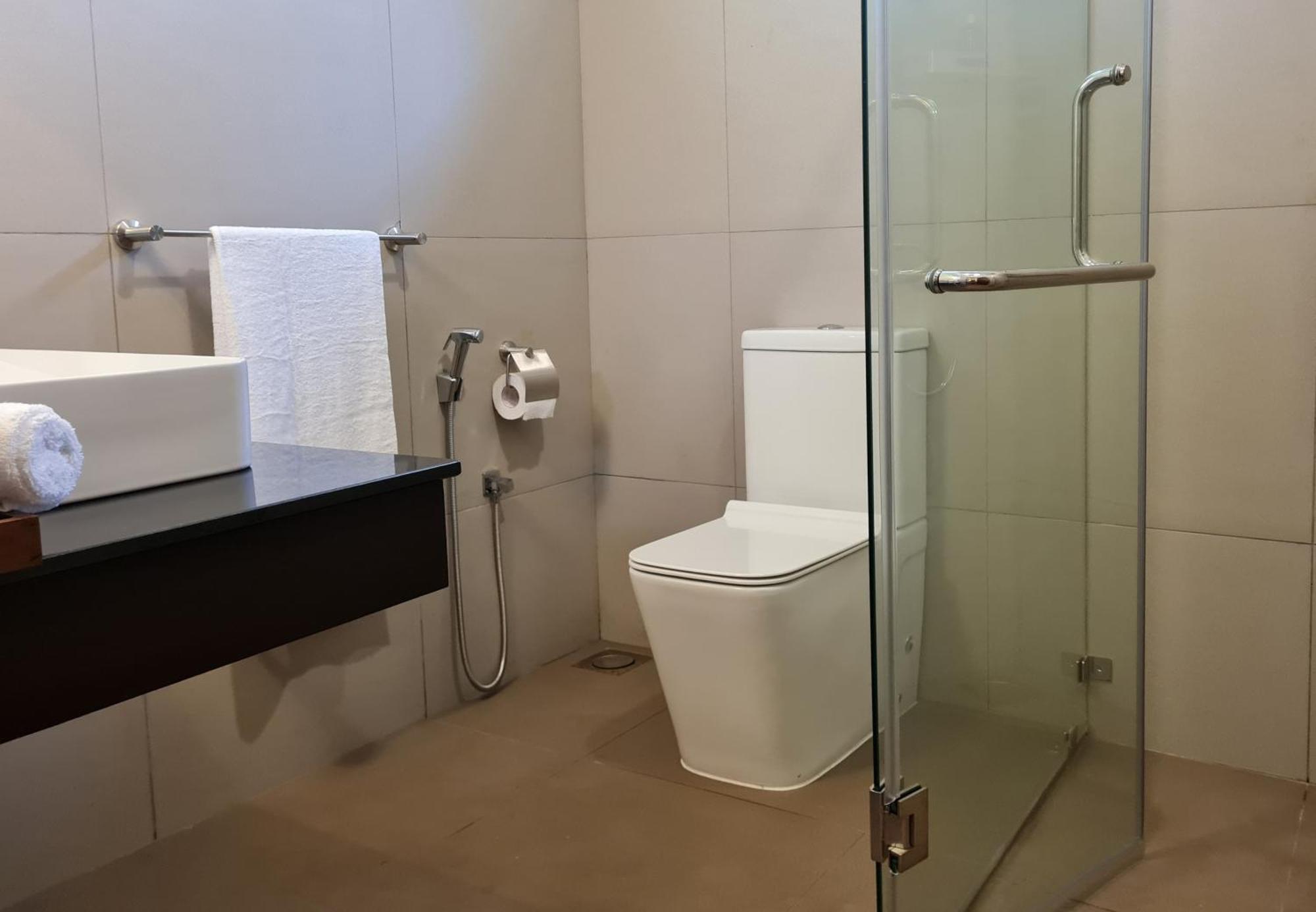 City Oasis 66 Νεγκόμπο Εξωτερικό φωτογραφία